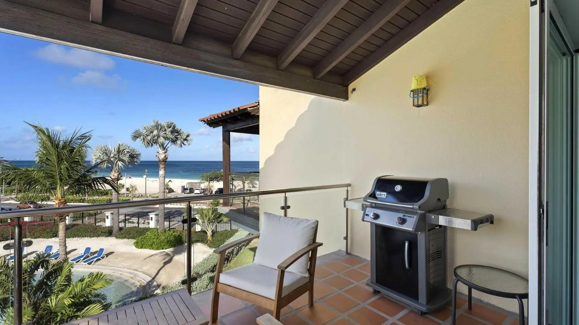 Beachfront - Eagle Beach - Sapphire 2Br Condo E322 Palm Beach