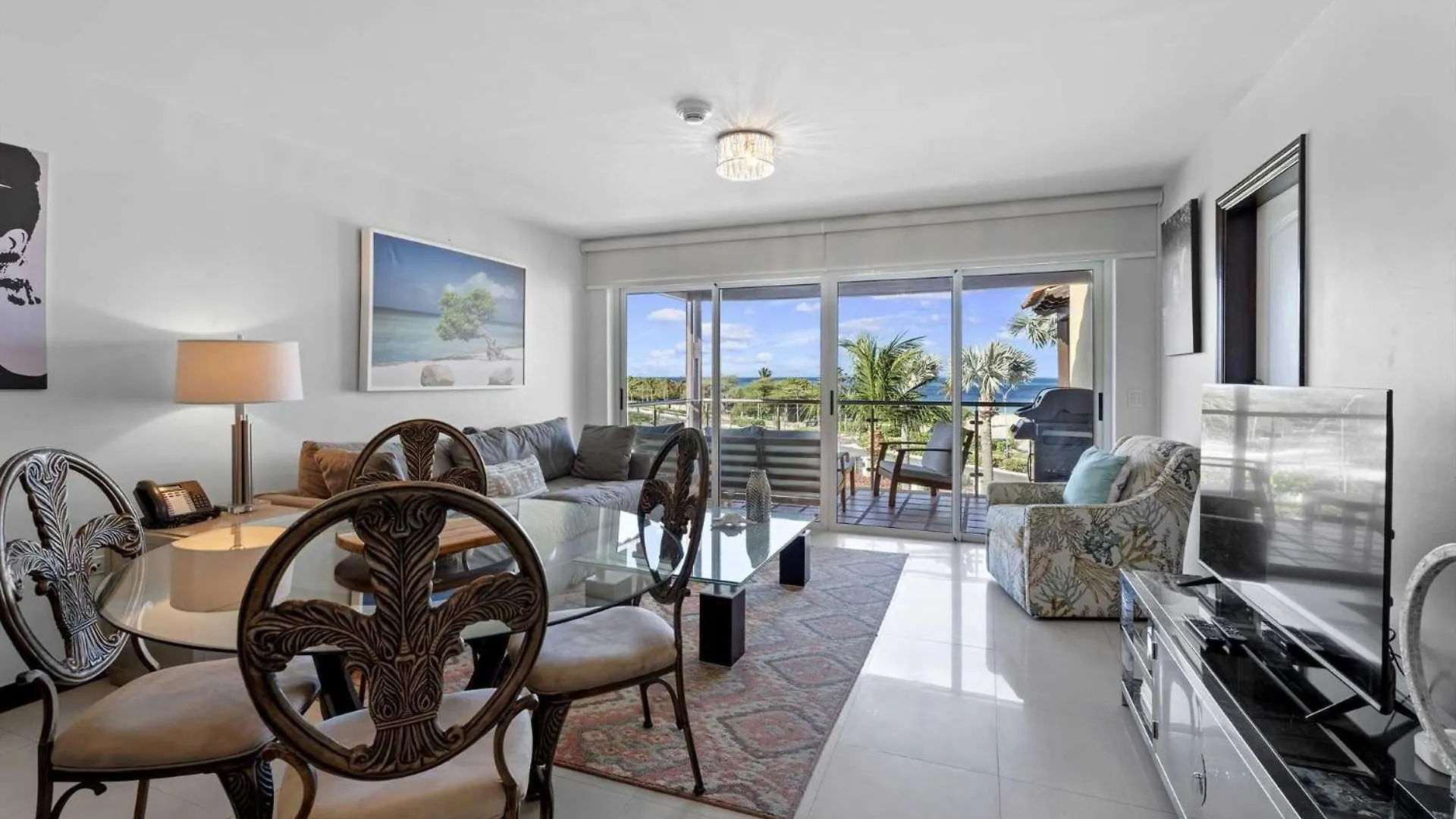 Beachfront - Eagle Beach - Sapphire 2Br Condo E322 Palm Beach Hébergement de vacances