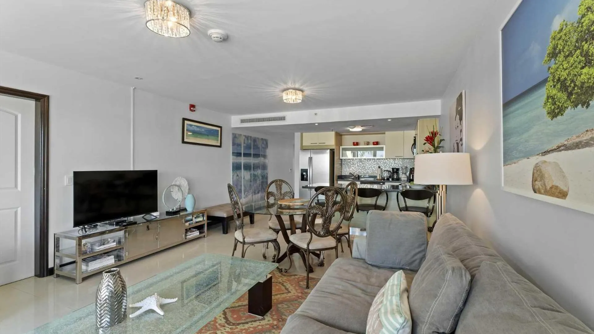 Beachfront - Eagle Beach - Sapphire 2Br Condo E322 Palm Beach